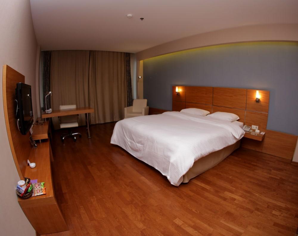 Anemon Cigli Hotel Smirne Esterno foto