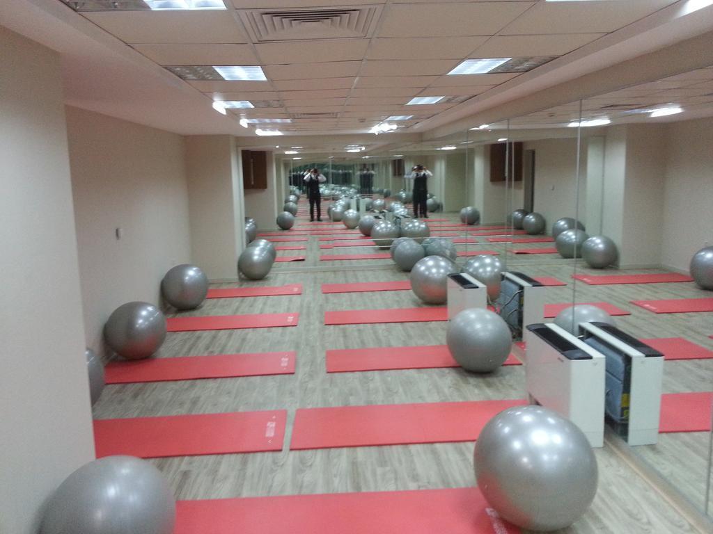 Anemon Cigli Hotel Smirne Esterno foto